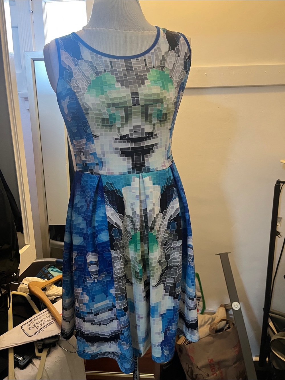 Romeo & Juliet Couture Teal and Royal Blue dress  Geometric